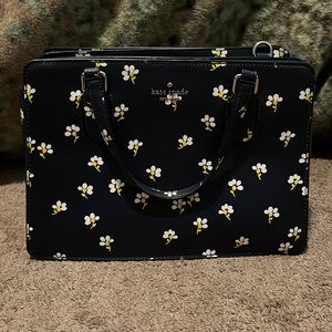 Kate Spade large handbag with multiple pockets